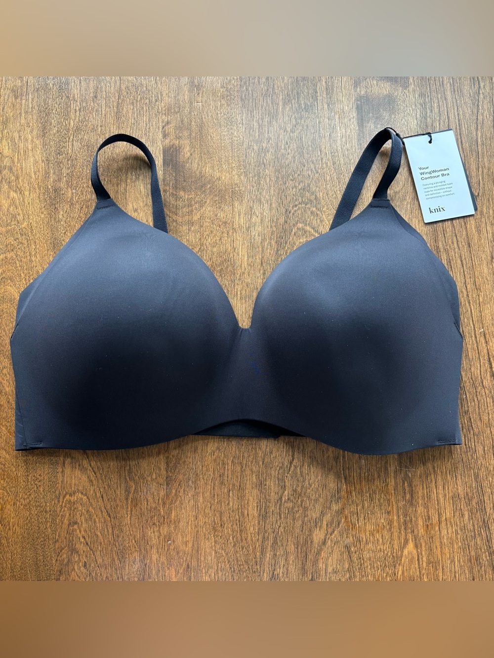 KNIX Your WingWoman Contour Bra Size 8 Shade Black NWT